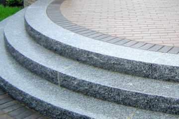 wewnętrzne schody granitowe